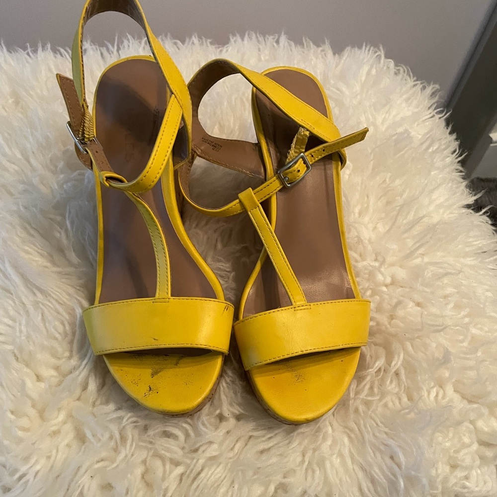 Charles David wedges